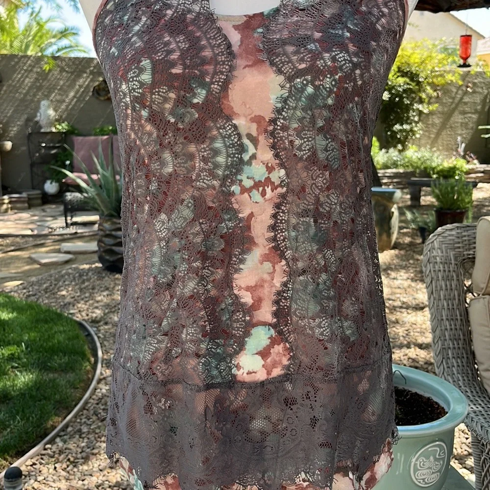 Anthropologie tank top - Picture 3 of 8